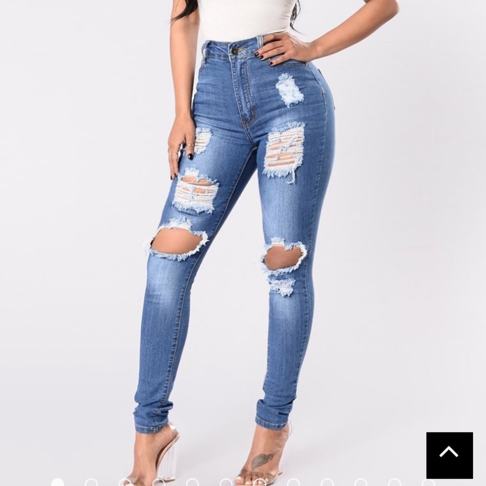 FASHION NOVA Say Yes to Distress Jeans